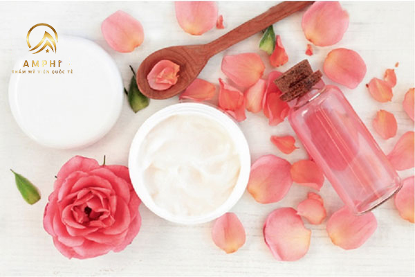 se khít lỗ chân lông bằng nha đam