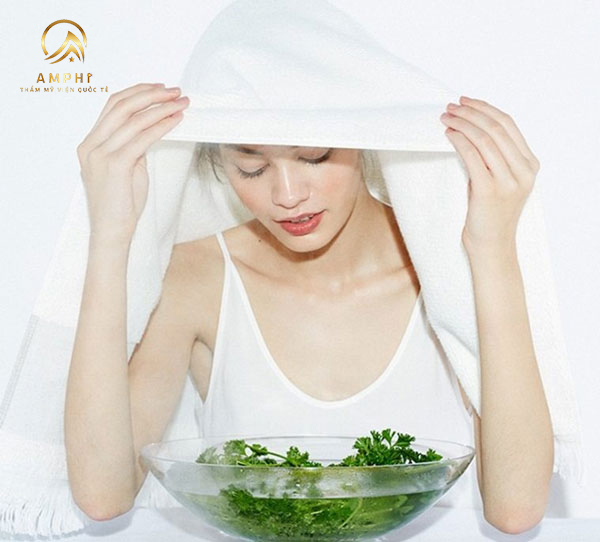 se khít lỗ chân lông bằng rau răm