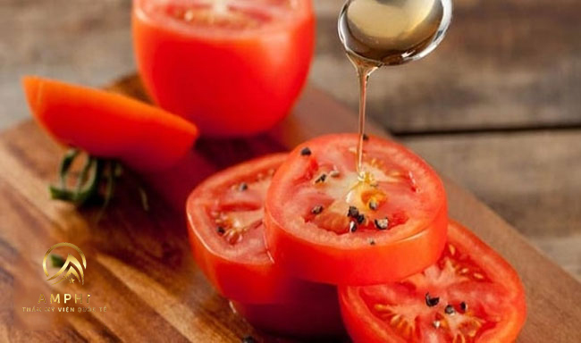 trị nám bằng cà chua