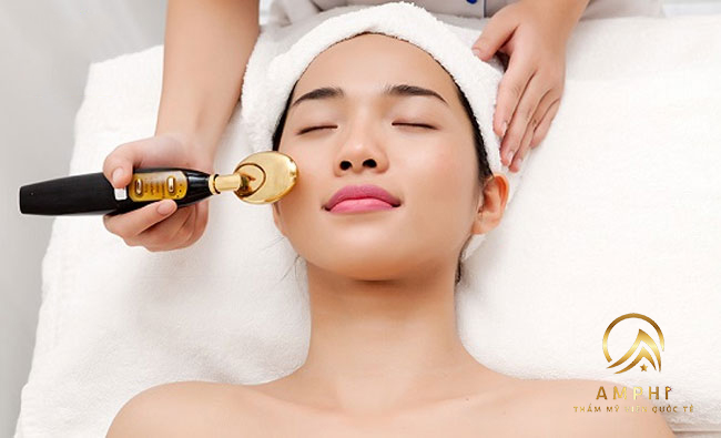 trị nám bằng laser bao nhiêu triền