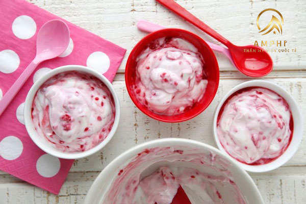 cách chăm sóc da bằng nước hoa hồng