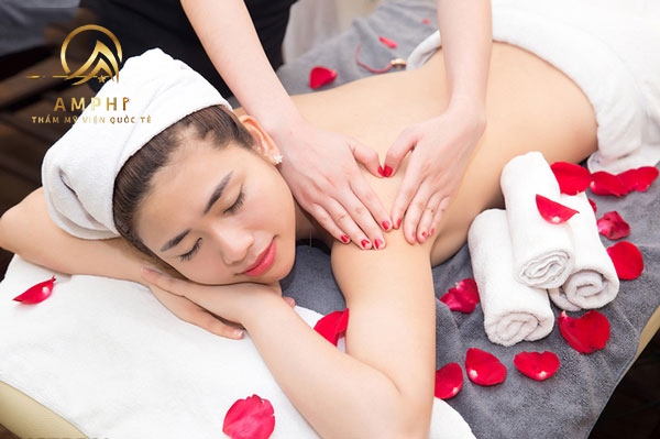 đi spa chăm sóc da mặt có tốt không