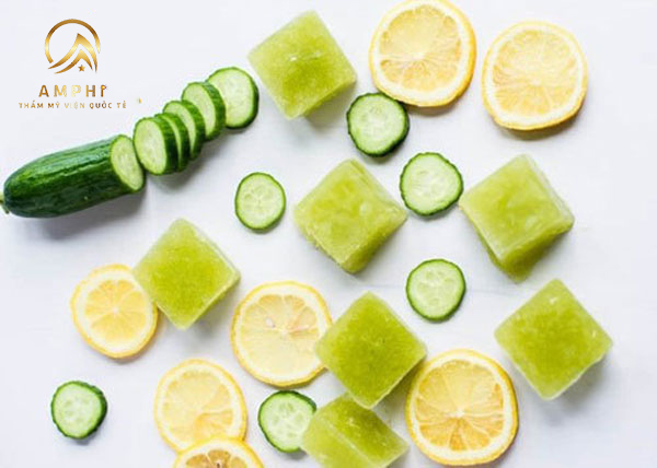 se khít lỗ chân lông bằng đá lạnh