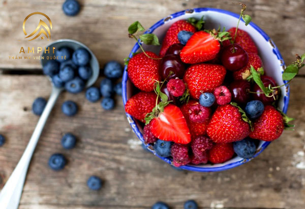 tẩy trắng răng kiêng ăn gì