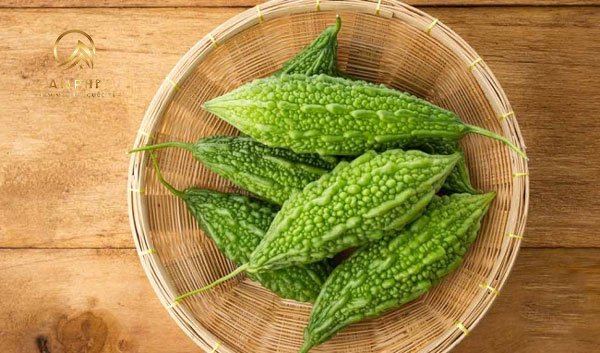 xông mặt se khít lỗ chân lông