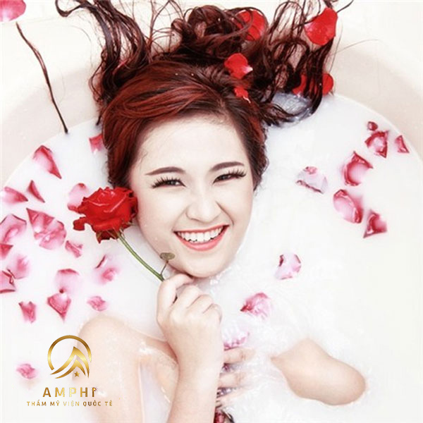 tắm trắng bằng sữa non