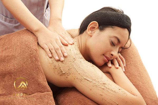 tắm trắng bằng sữa non