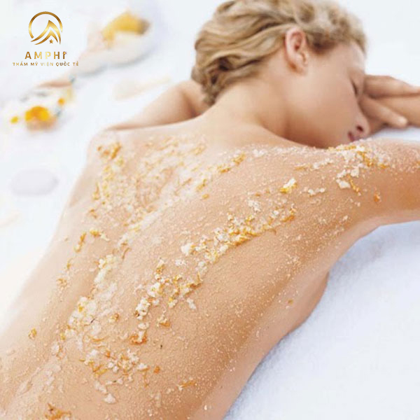 tắm trắng sau sinh