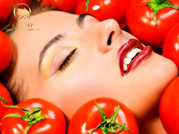 tẩy lông mặt bằng cà chua