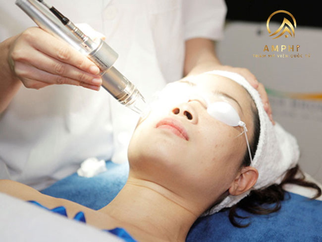 Trị sẹo bằng laser giá bao nhiêu? Địa chỉ điều trị sẹo uy tín giá cả hợp lý nhất Trị sẹo bằng laser giá bao nhiêu? Địa chỉ điều trị sẹo uy tín giá cả hợp lý nhất